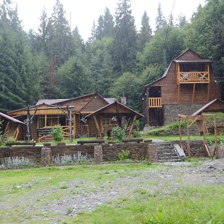 Hotel Zarinok Pilipets Zewnętrze zdjęcie