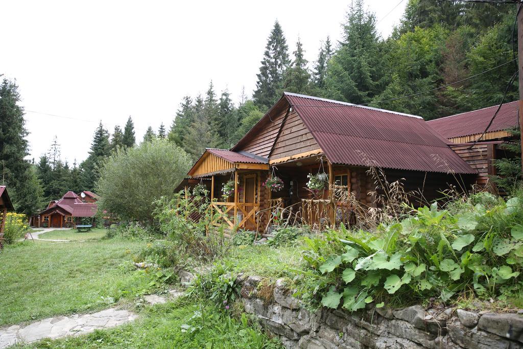 Hotel Zarinok Pilipets Zewnętrze zdjęcie